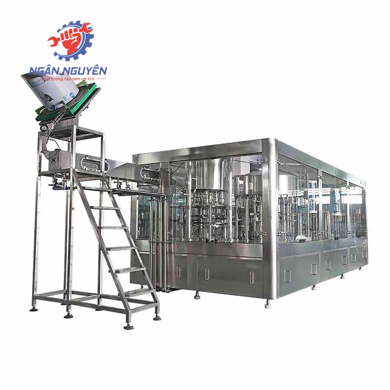 Máy chiết rót 3 trong 1 (8-8-4) liên hoàn Máy chiết rót 3 trong 1 (8-8-4) liên hoàn